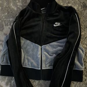 Nike cropped velour zip up